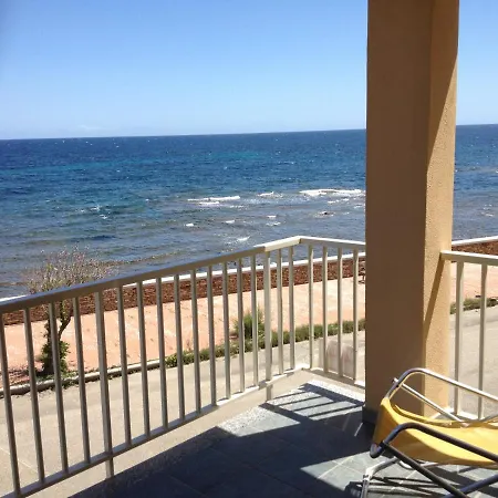 Casa Con Terrazza Fronte Mare Dom wakacyjny Santa Lucia (Sardinia)