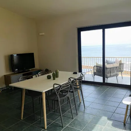 Holiday home Casa Con Terrazza Fronte Mare