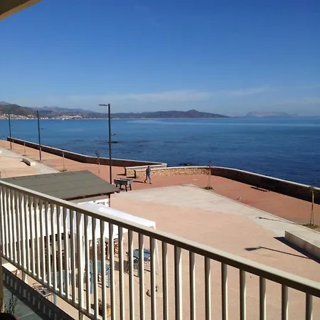 Casa Con Terrazza Fronte Mare *